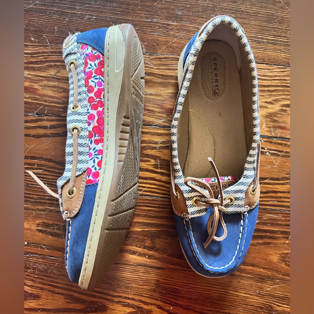 Women’s Blue Striped Boat Shoe | Sperry | Size: 8